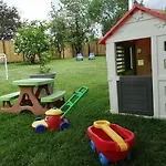 Ferienwohnung-mina Naehe Guenzburg Und Freizeitpark , 1 Burgau