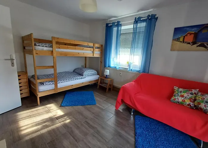 Ferienwohnung-mina Naehe Guenzburg Und Freizeitpark , 1 Burgau