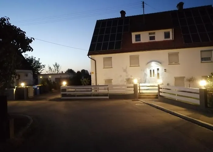 Ferienwohnung-mina Naehe Guenzburg Und Freizeitpark , 1 Burgau